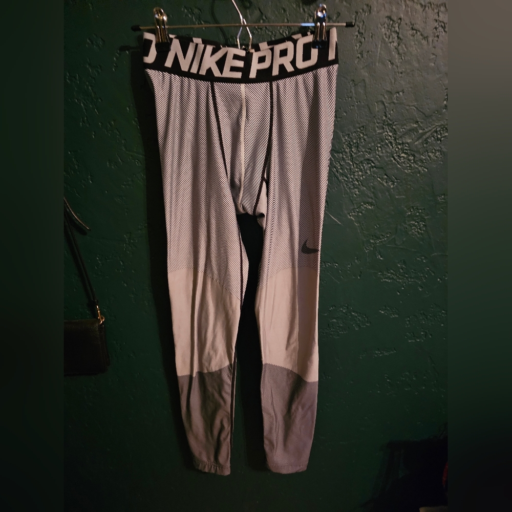 Nike Black and Gray Colorblock Training Tights